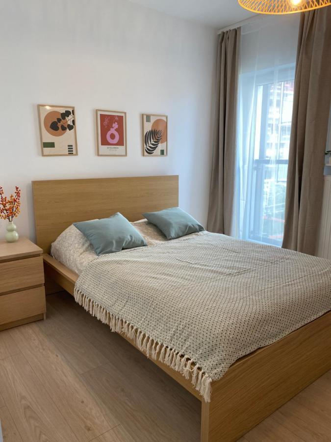 Metro Szwedzka Apartament Orange Varşovia Exterior foto